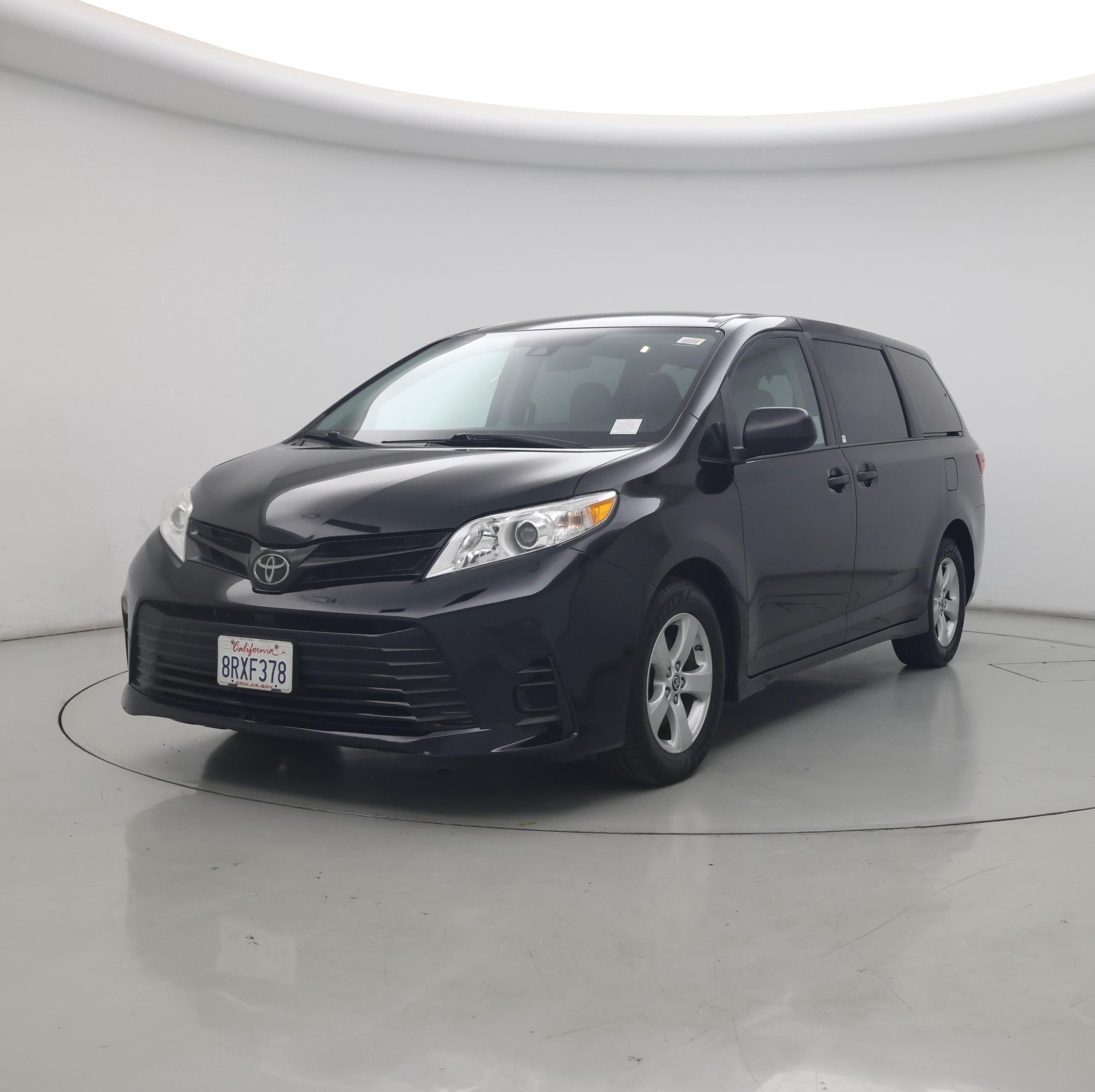 Thumbnail: 2020 Toyota Sienna - 4