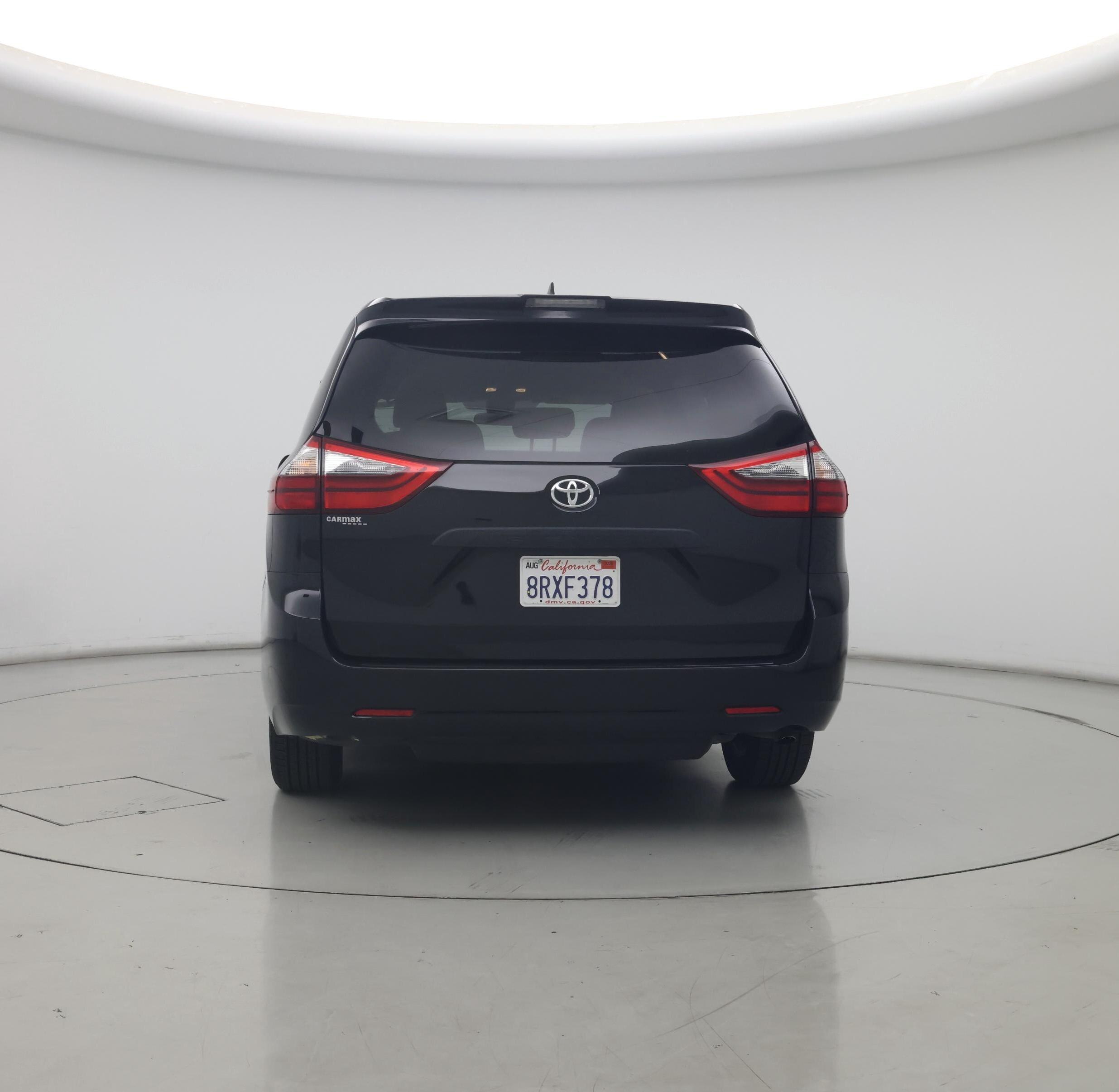 Thumbnail: 2020 Toyota Sienna - 6