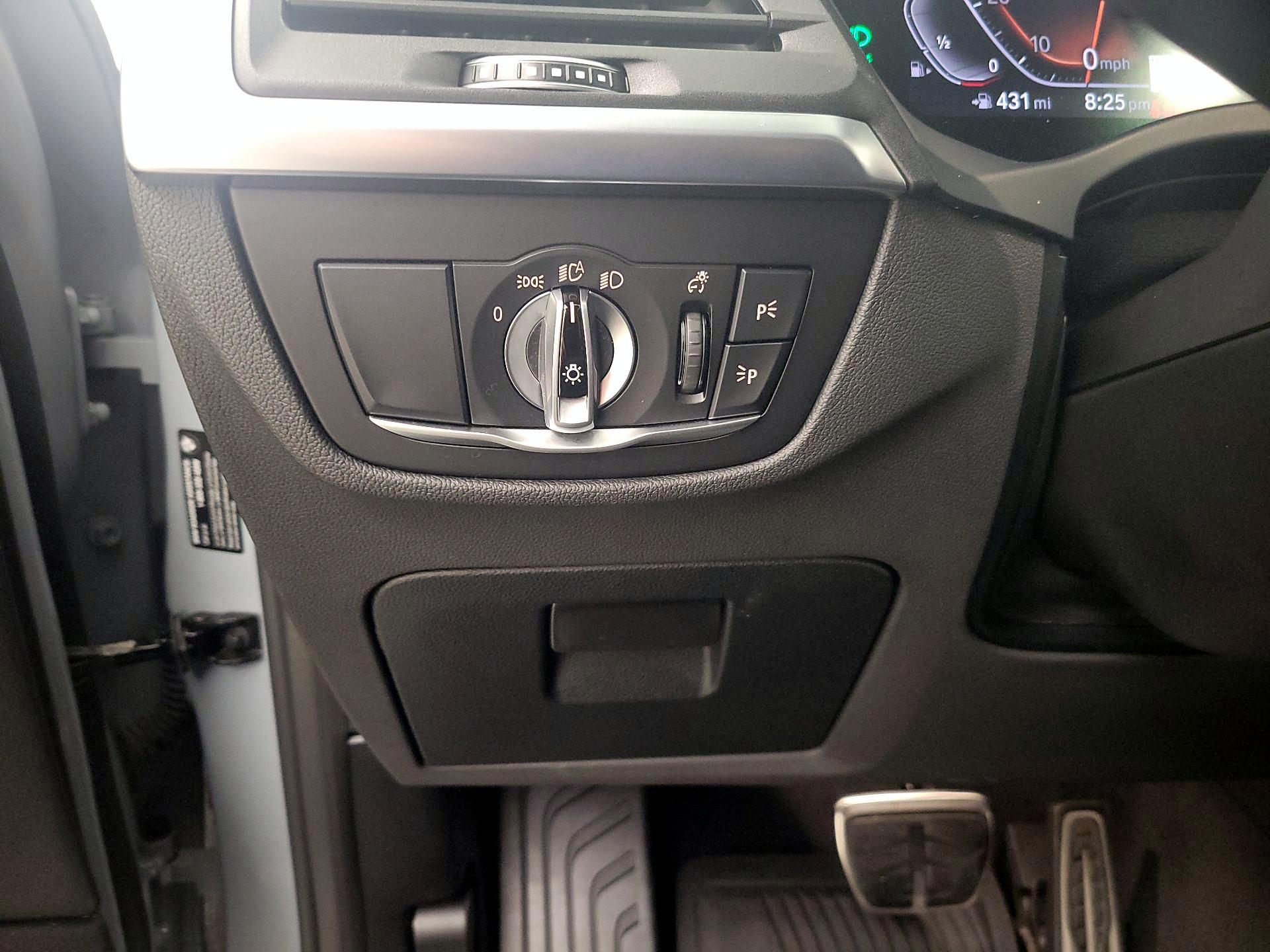 Thumbnail: 2024 BMW X4 - 13