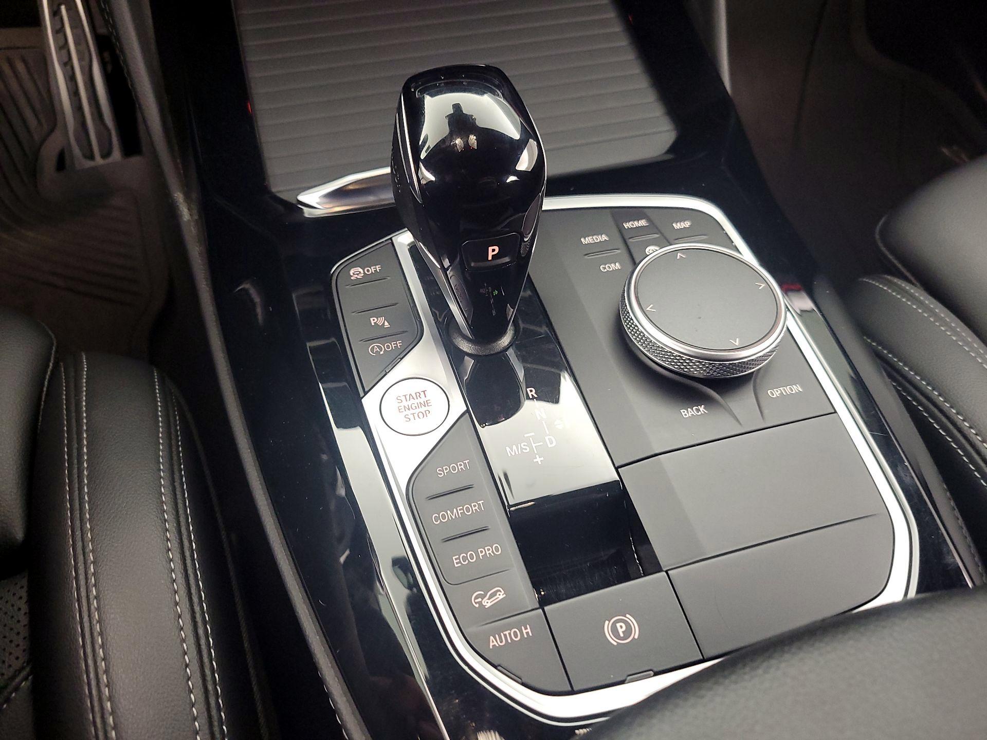 Thumbnail: 2024 BMW X4 - 18