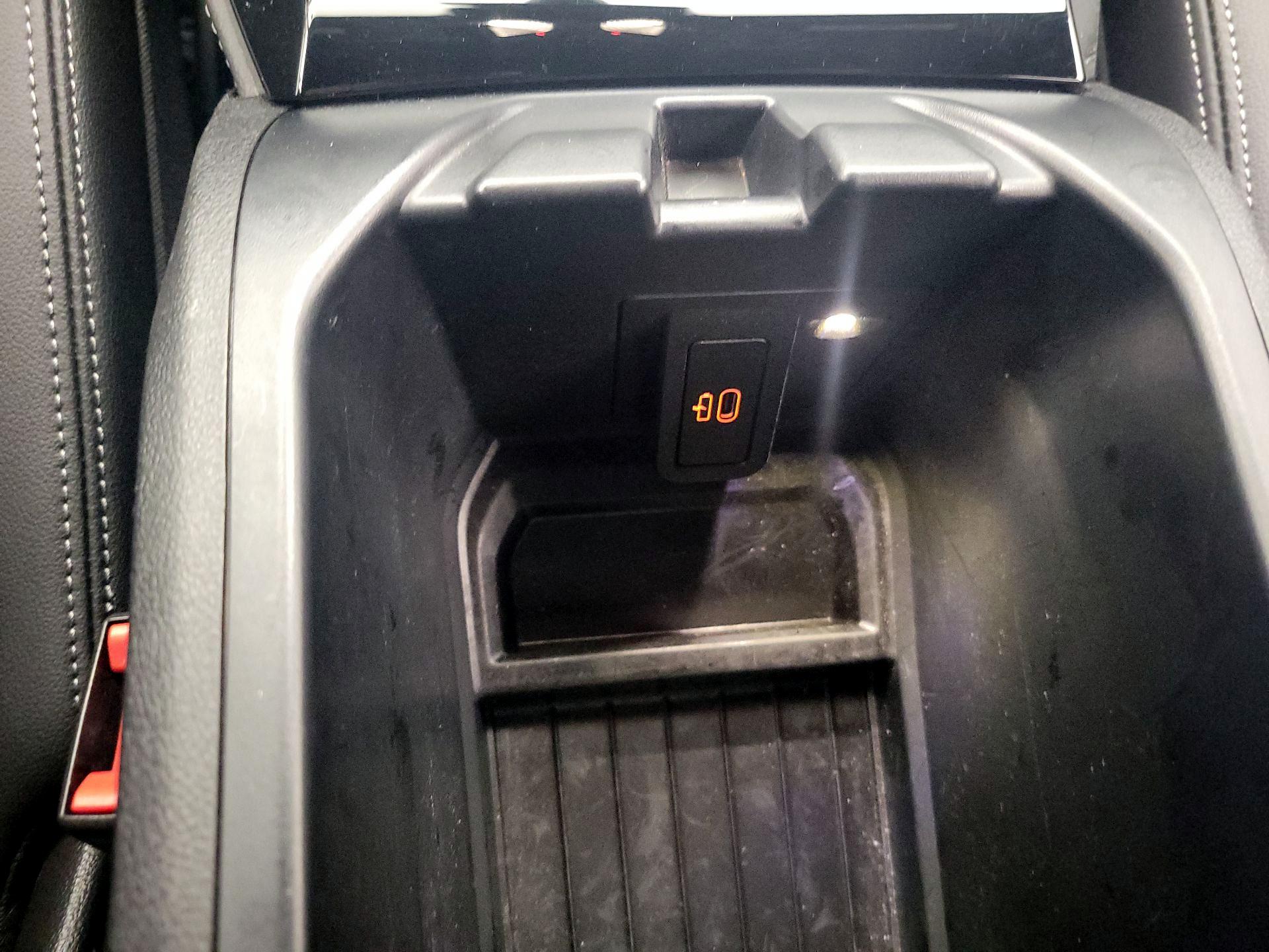 Thumbnail: 2024 BMW X4 - 19