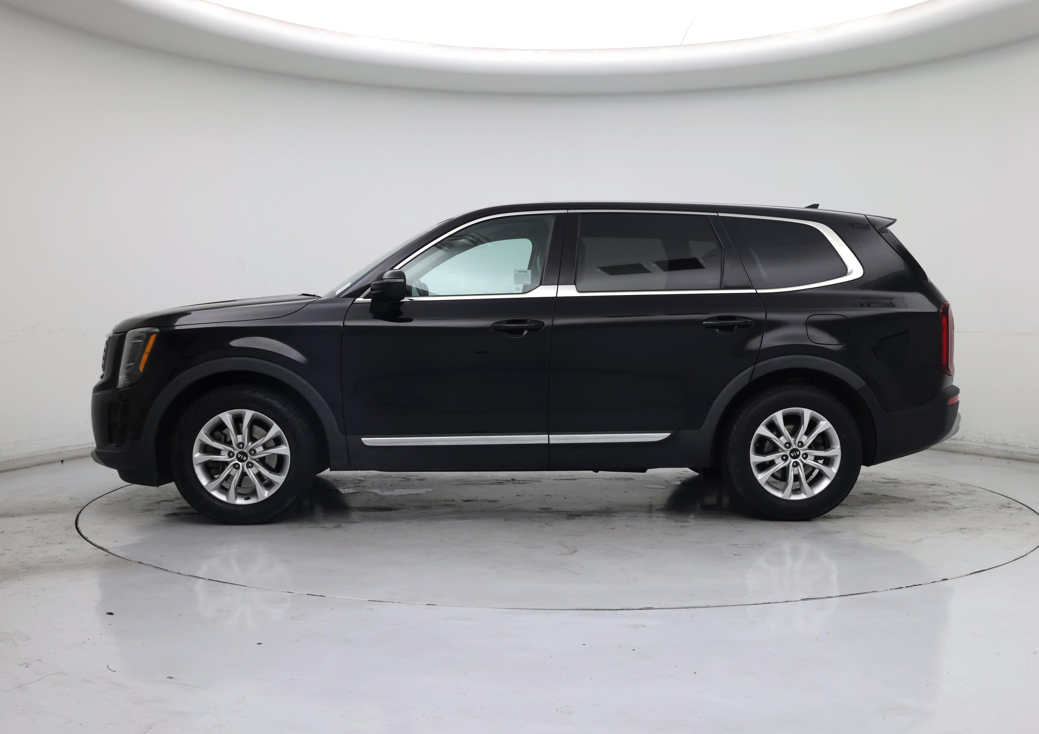 Thumbnail: 2021 Kia Telluride - 3