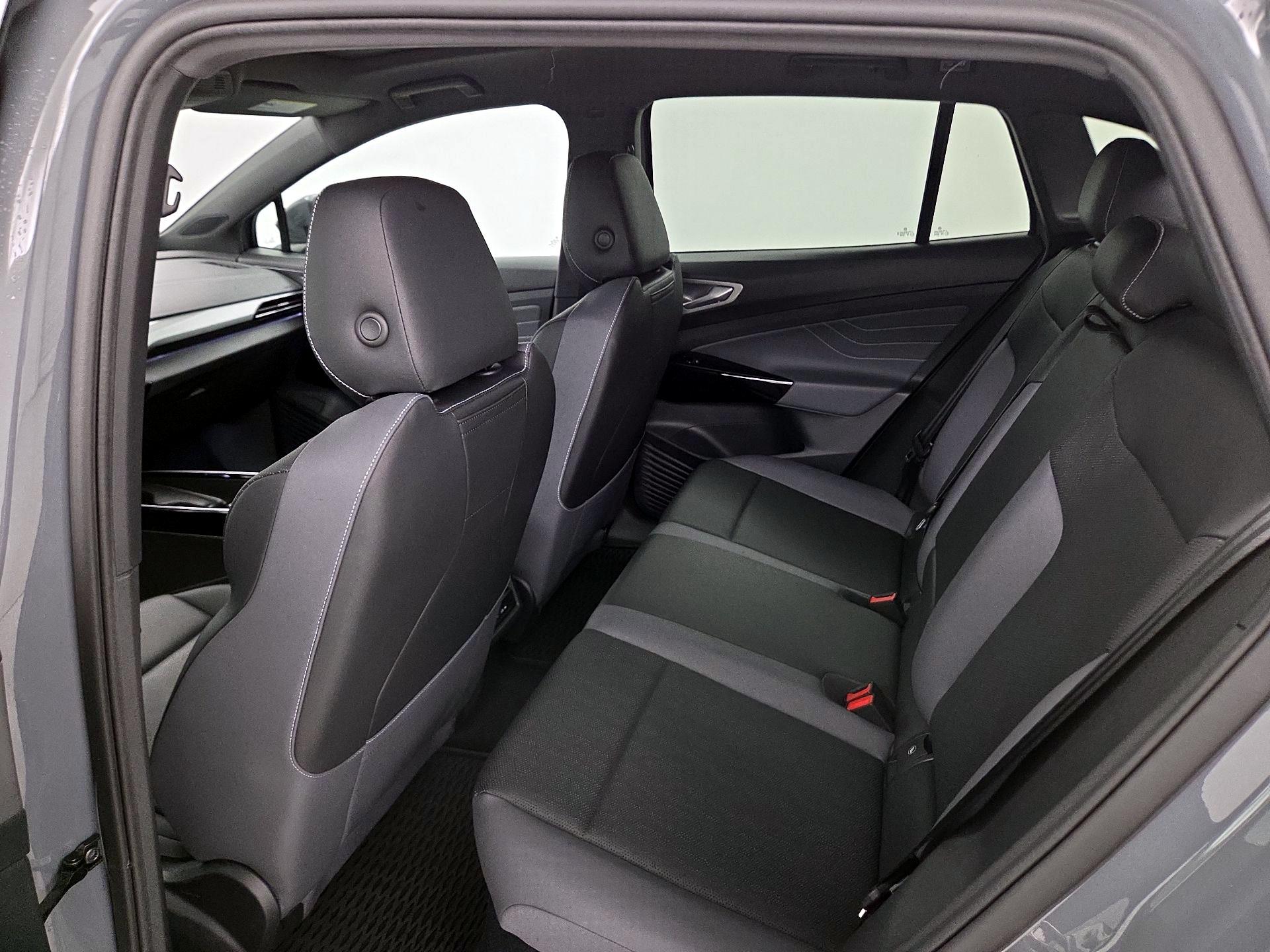 Thumbnail: 2023 Volkswagen ID.4 - 20