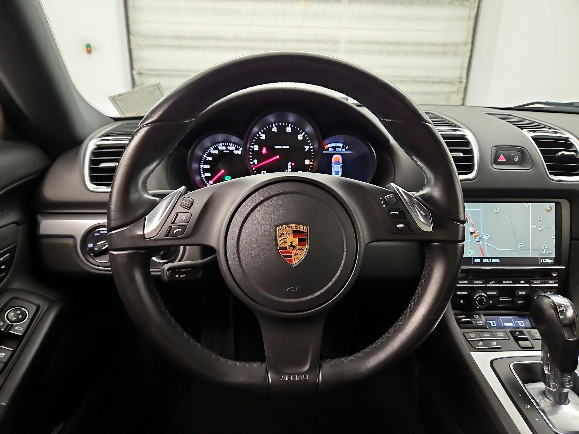 Thumbnail: 2016 Porsche Cayman - 10