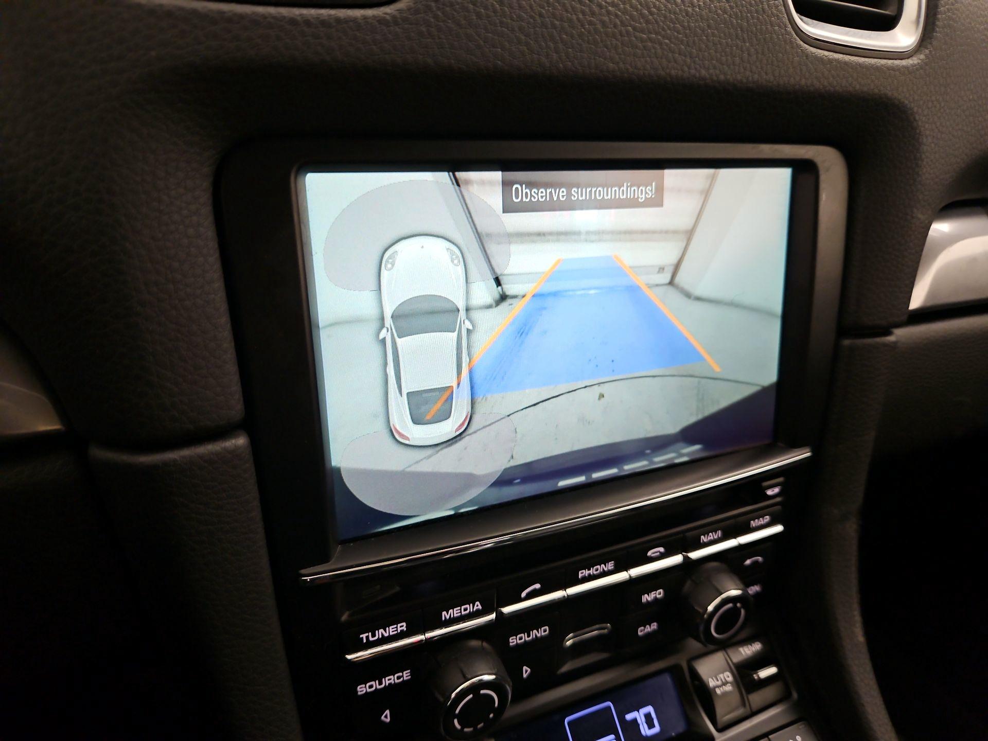 Thumbnail: 2016 Porsche Cayman - 14