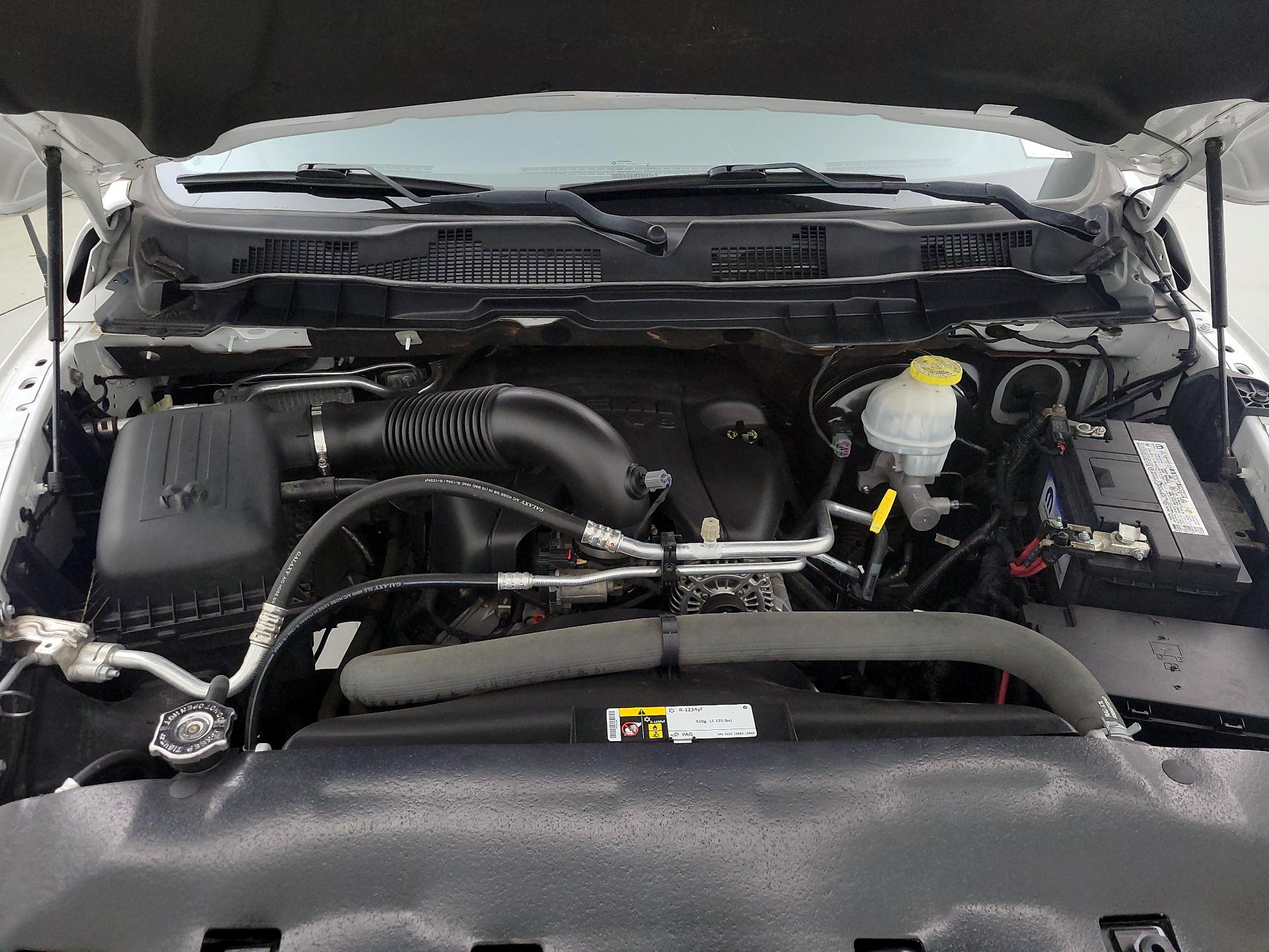 Thumbnail: 2019 RAM 1500 Classic - 20