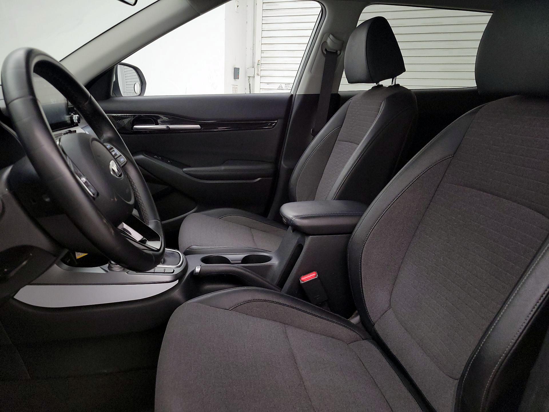 Thumbnail: 2021 Kia Seltos - 11