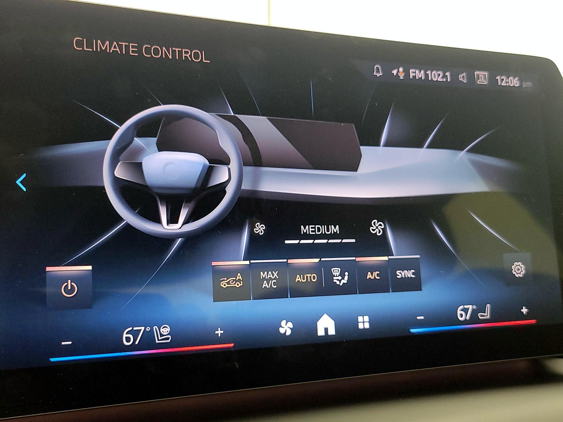 Thumbnail: 2026 BMW 2 Series - 15