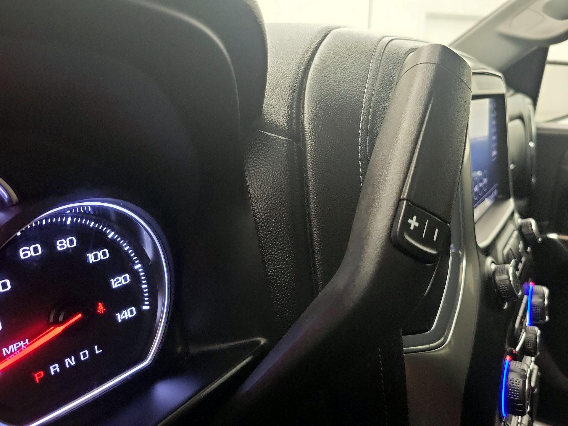 Thumbnail: 2021 Chevrolet Silverado 1500 - 17