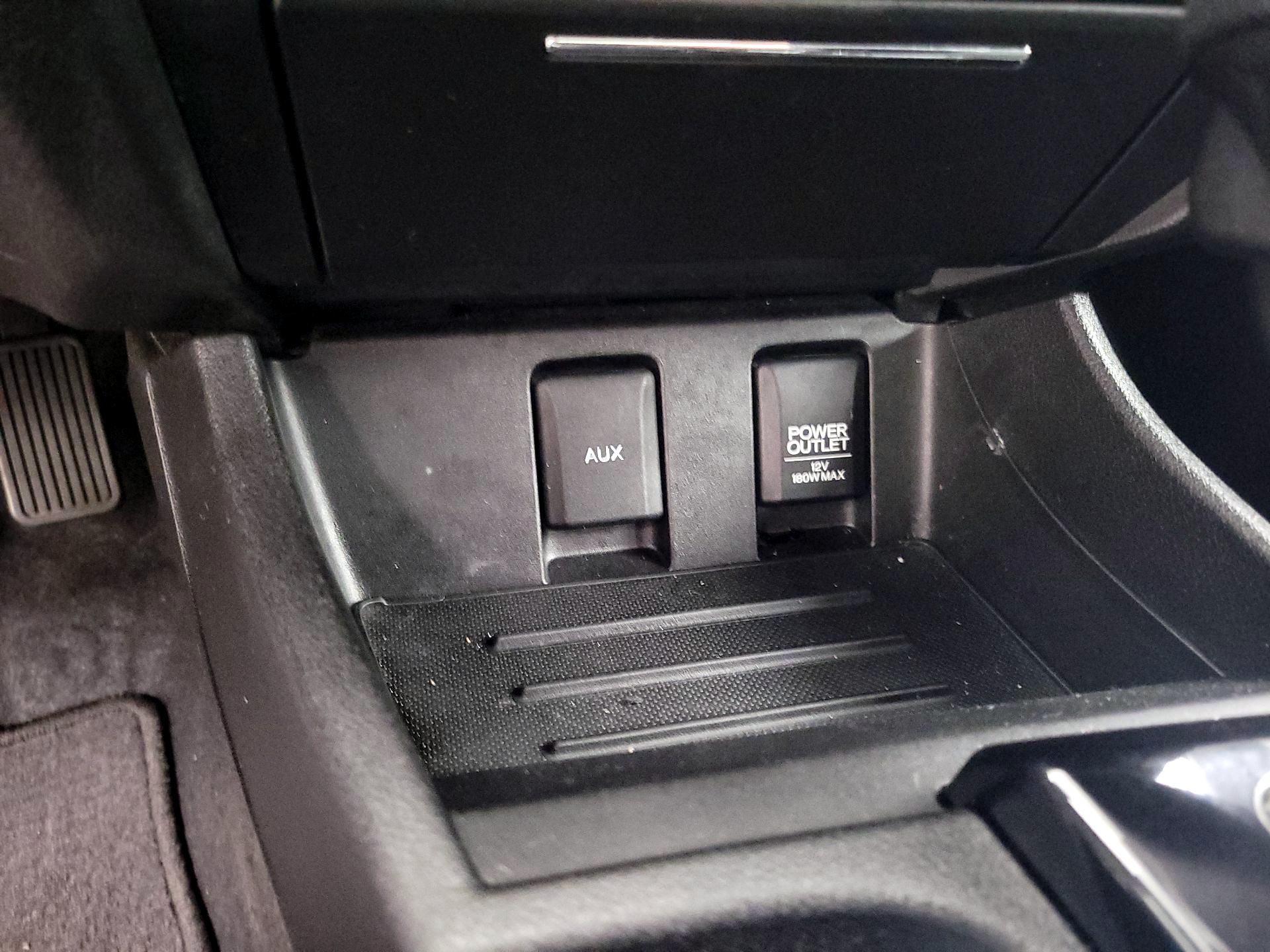 Thumbnail: 2015 Honda Civic - 16