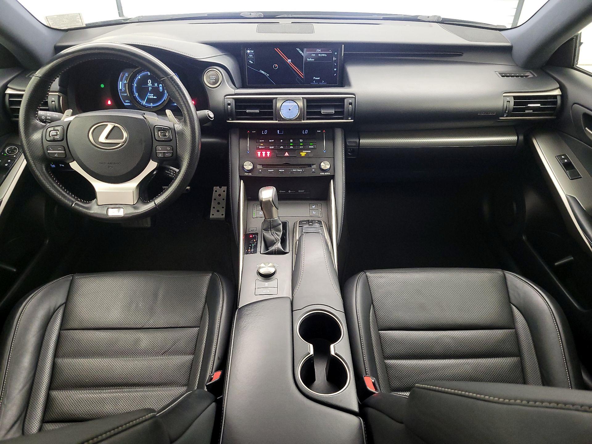 Thumbnail: 2018 Lexus IS - 9