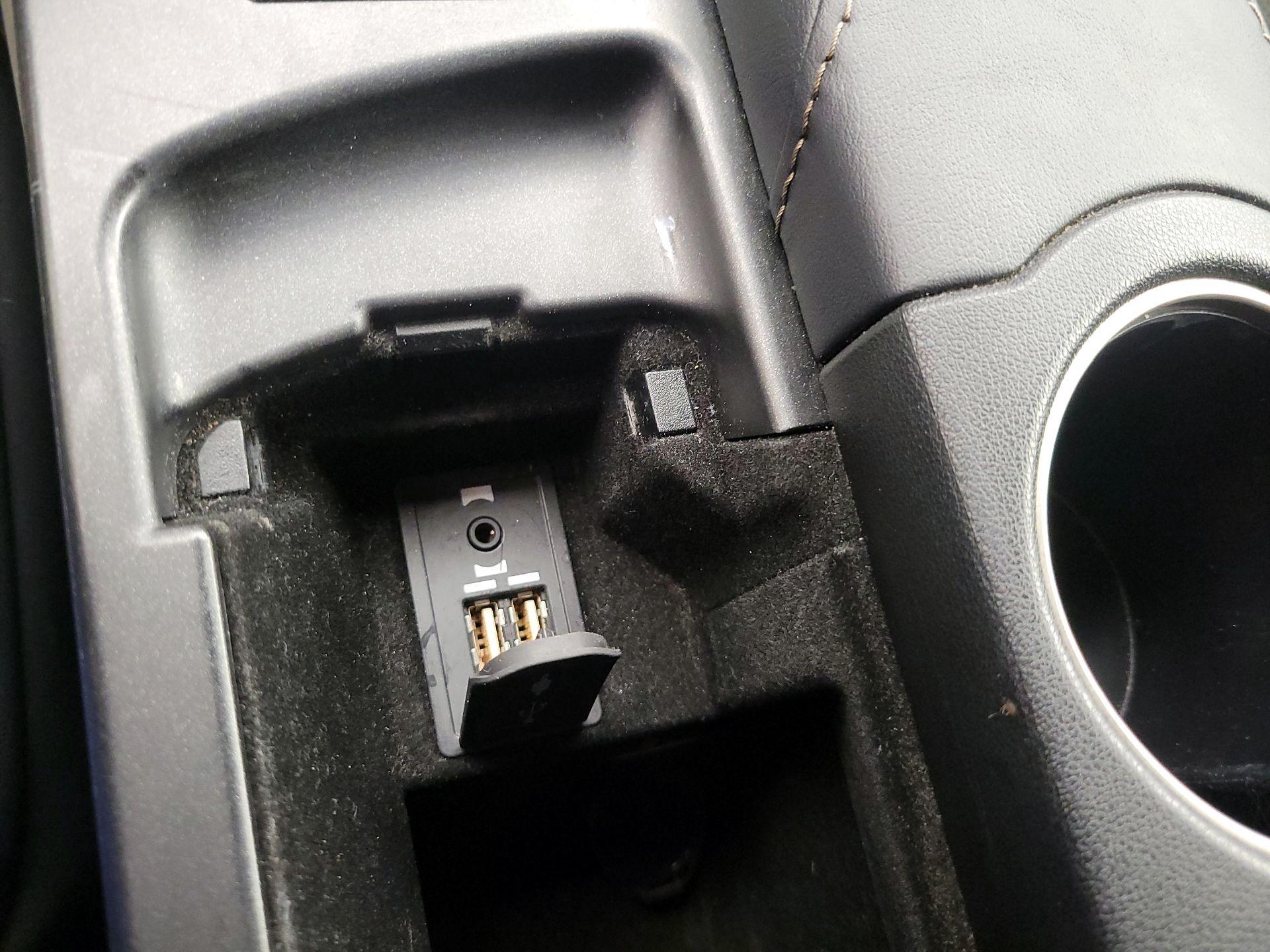 Thumbnail: 2018 Lexus IS - 19