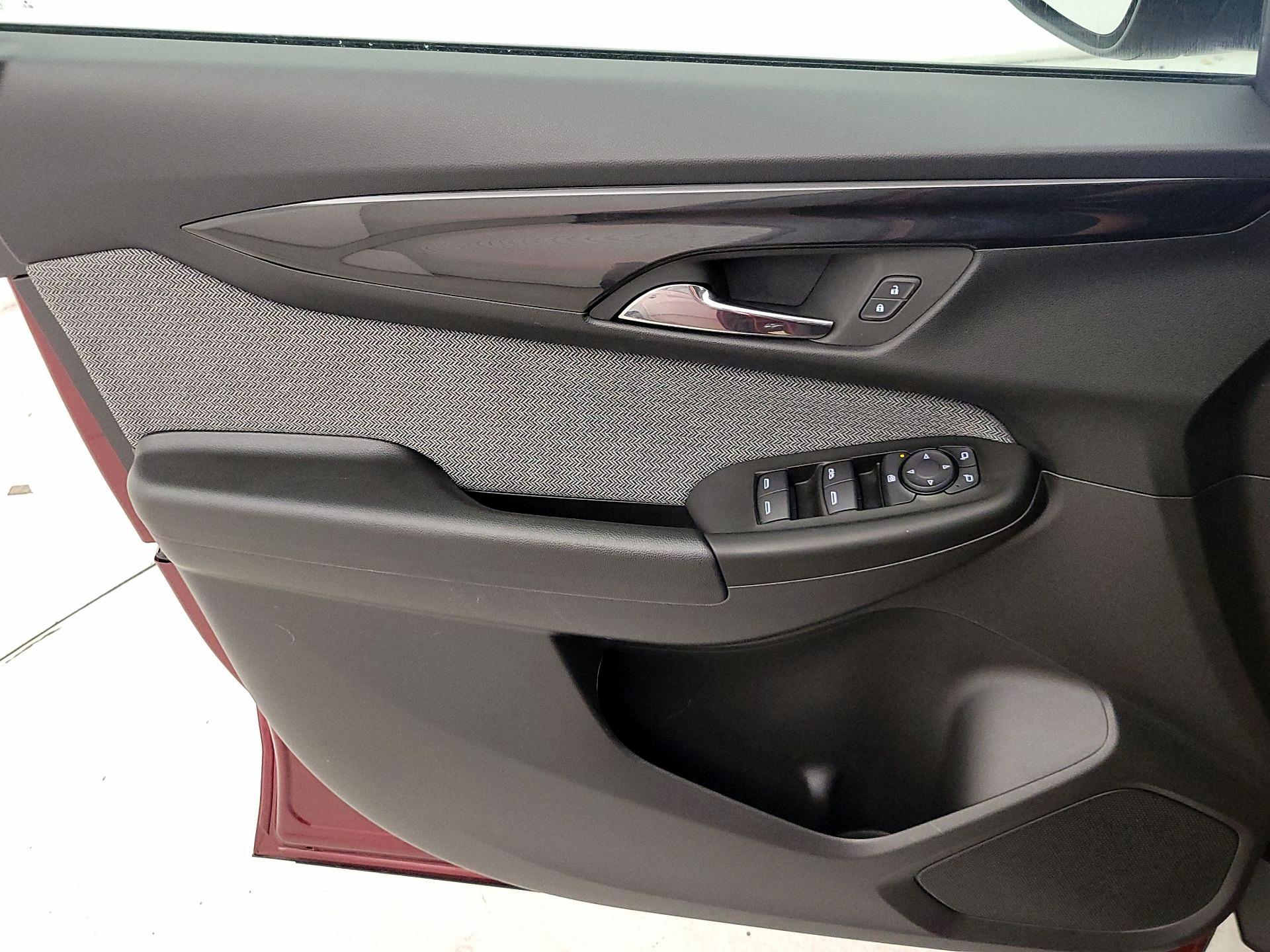 Thumbnail: 2025 Chevrolet TrailBlazer - 12