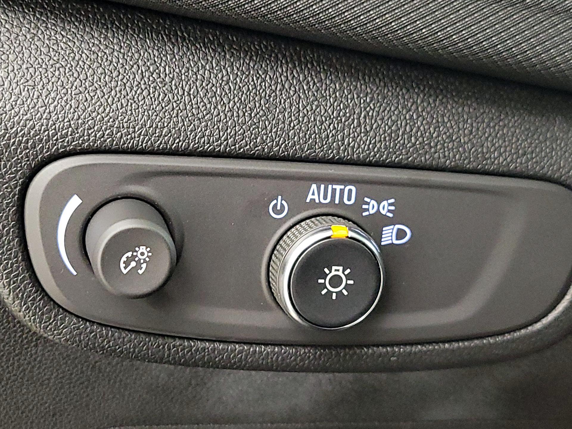 Thumbnail: 2025 Chevrolet TrailBlazer - 13