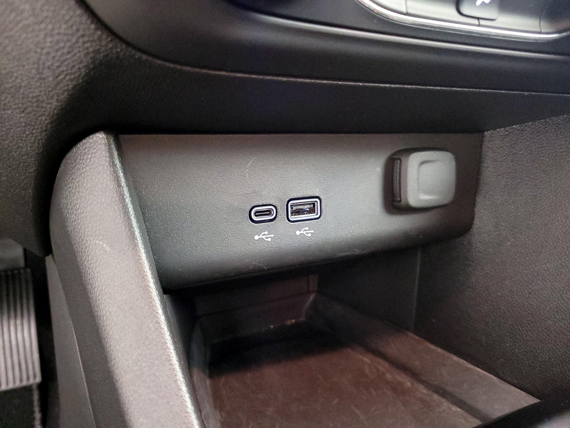 Thumbnail: 2025 Buick Encore GX - 18