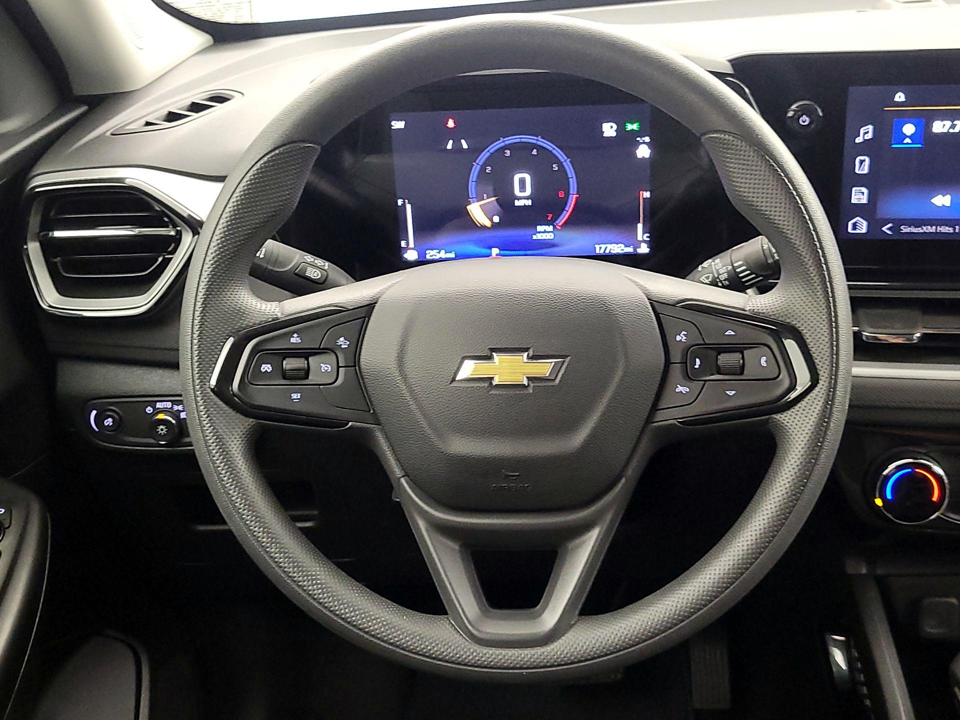 Thumbnail: 2025 Chevrolet TrailBlazer - 10