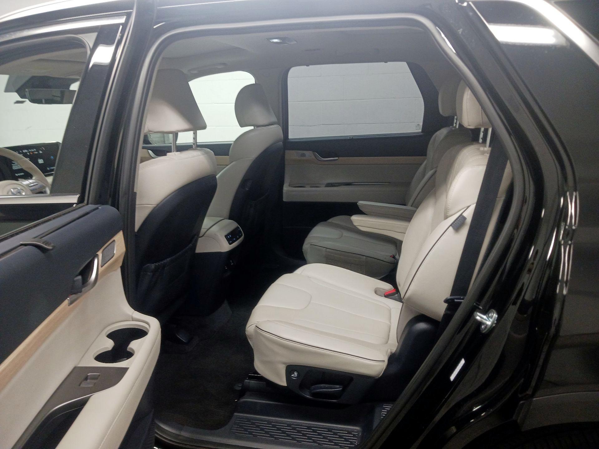 Thumbnail: 2023 Hyundai Palisade - 15