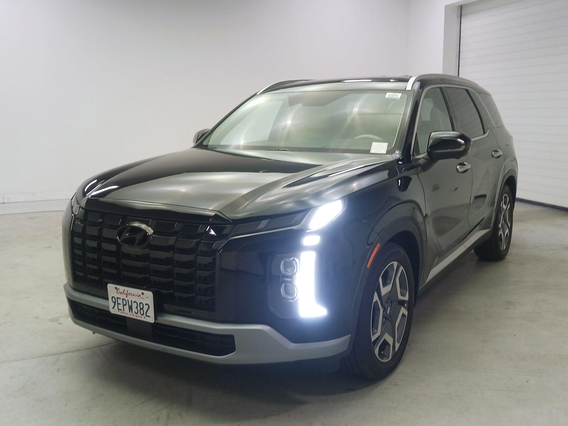 Thumbnail: 2023 Hyundai Palisade - 3