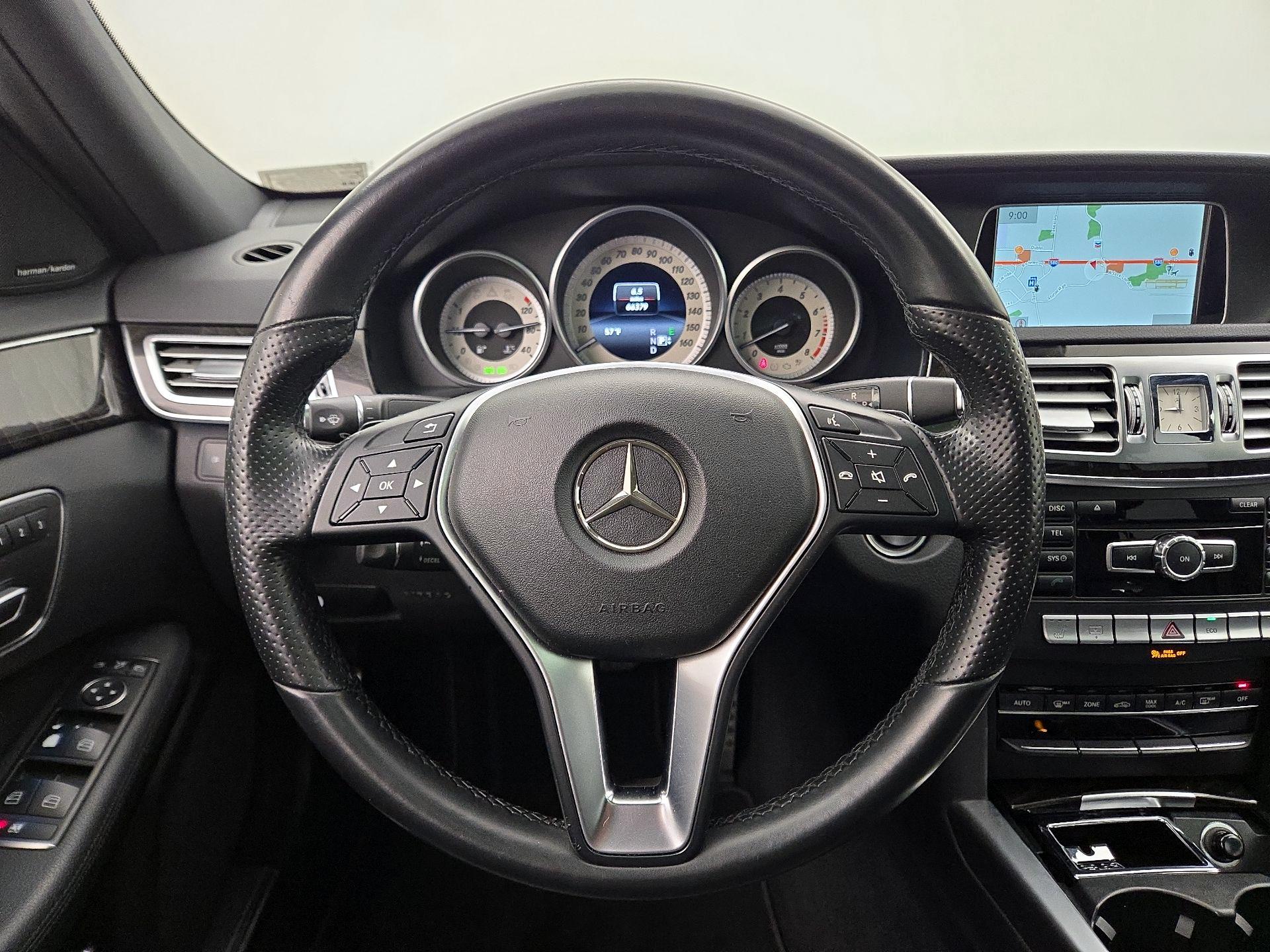 Thumbnail: 2015 Mercedes-Benz E-Class - 10