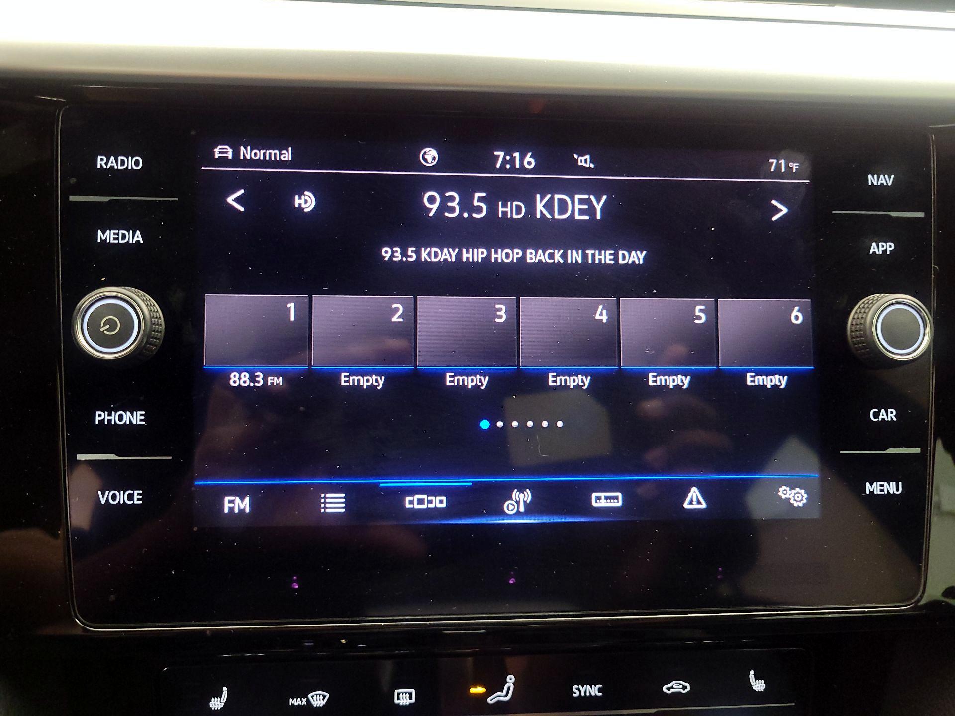 Thumbnail: 2021 Volkswagen Arteon - 16