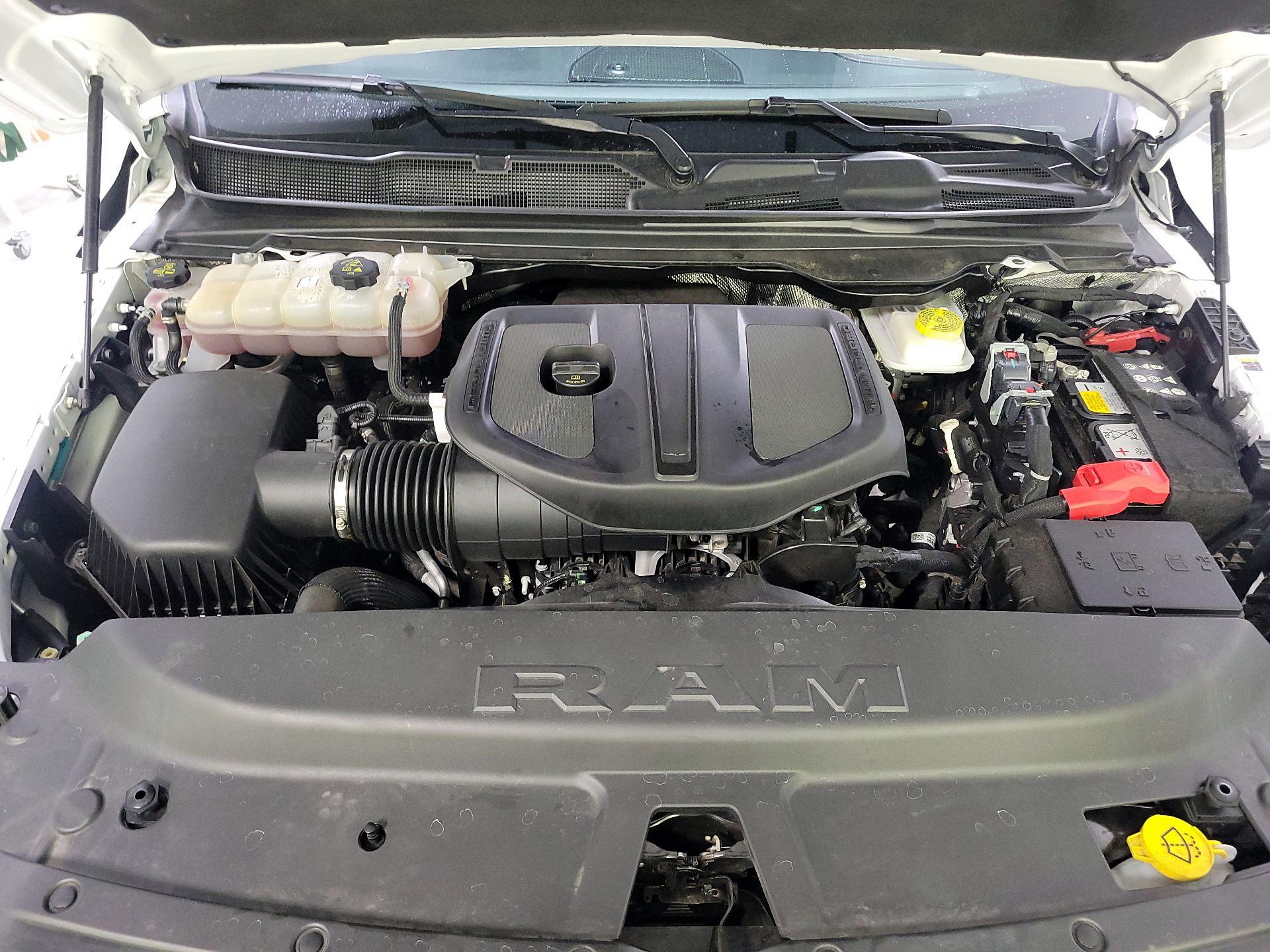 Thumbnail: 2025 RAM 1500 - 19