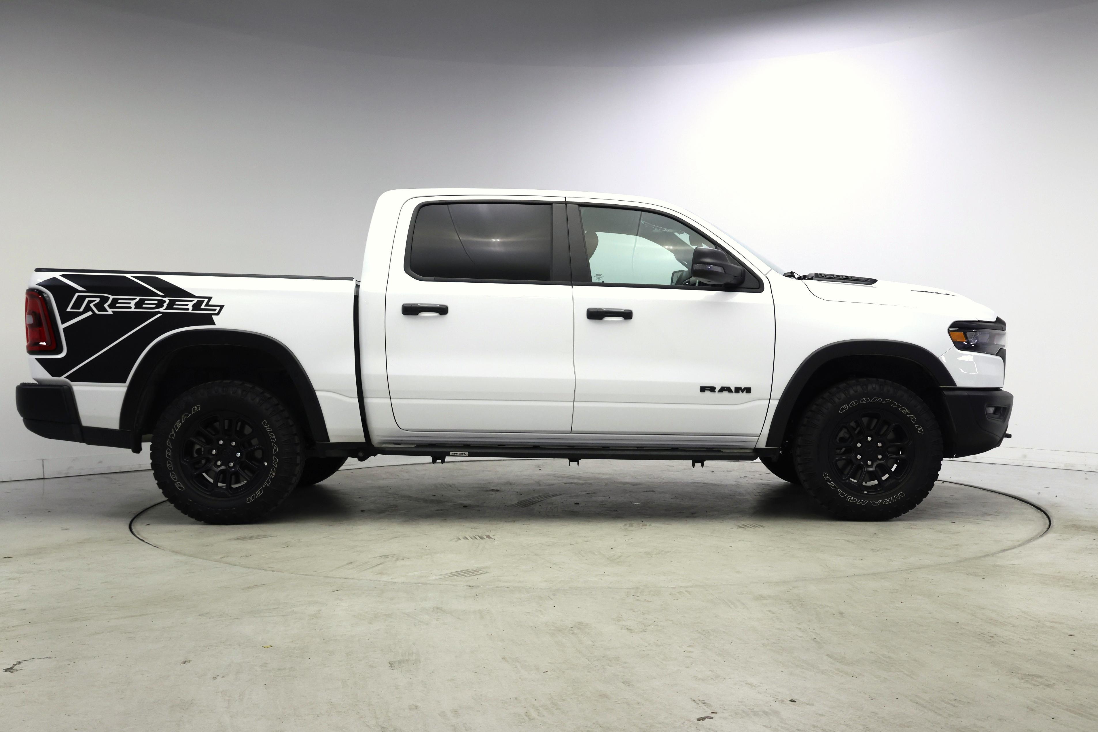 Thumbnail: 2025 RAM 1500 - 7