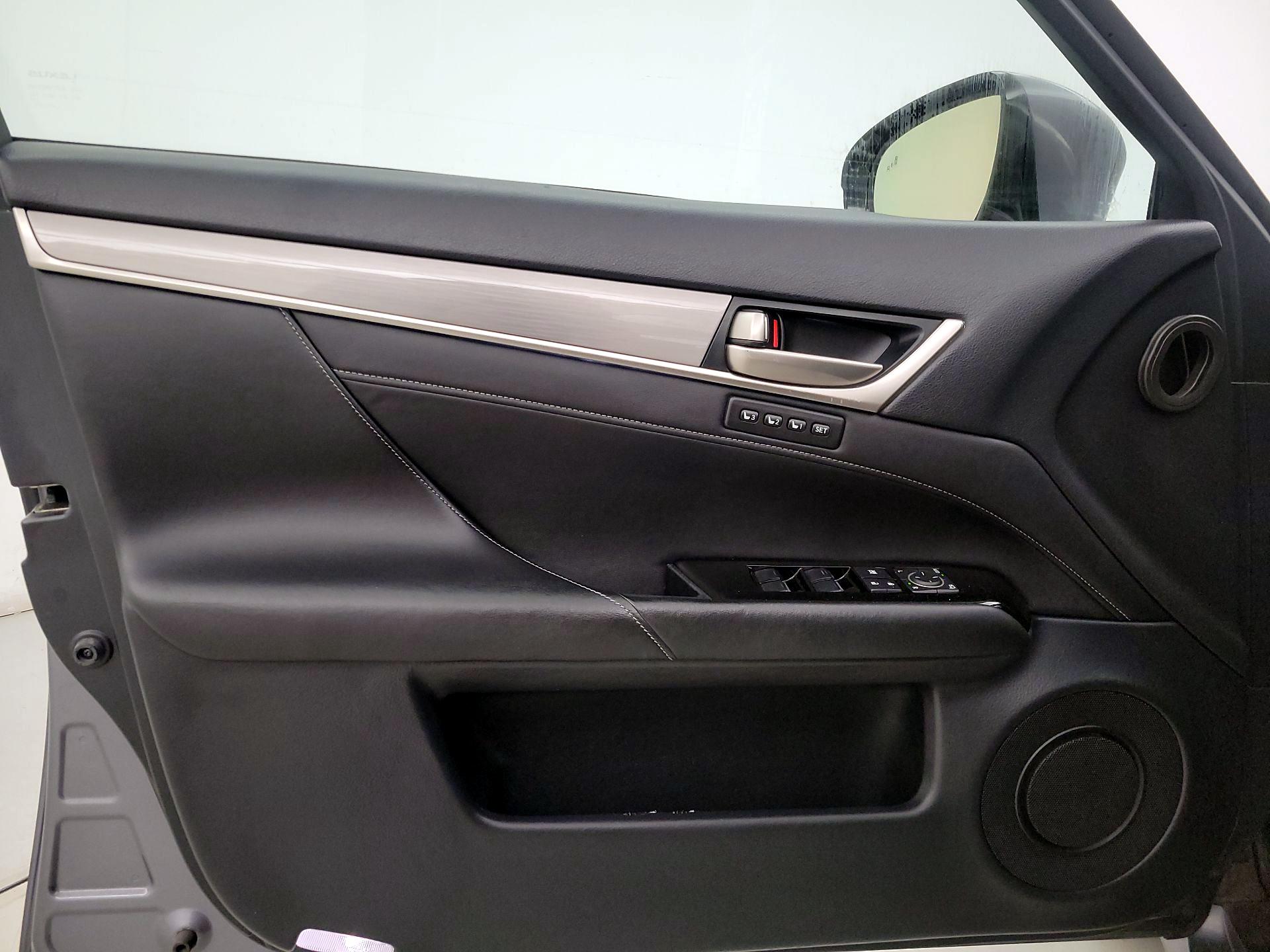 Thumbnail: 2015 Lexus GS - 12