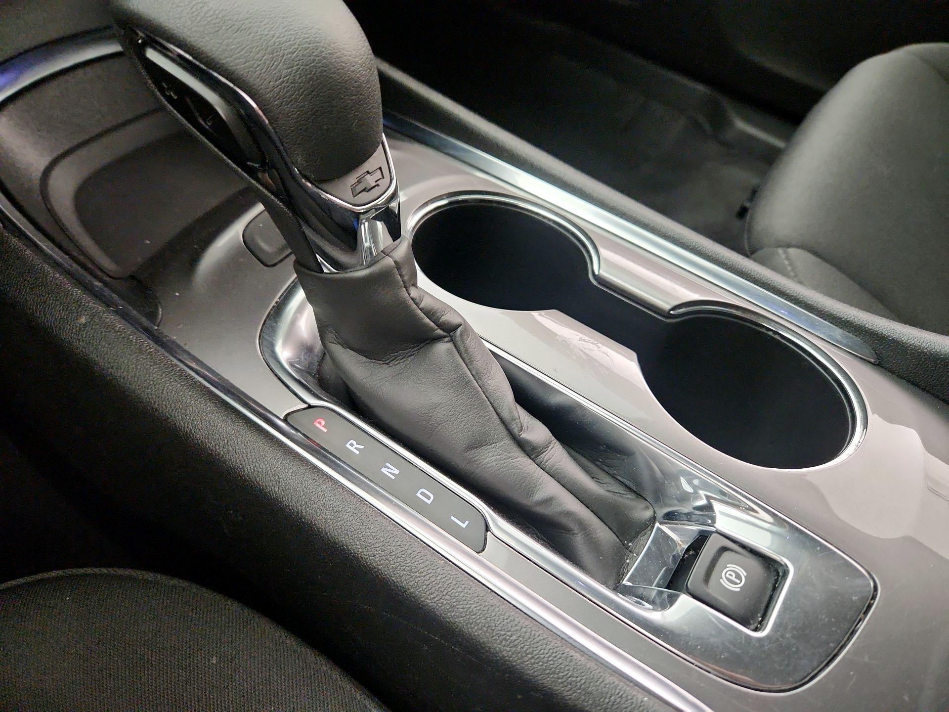 Thumbnail: 2023 Chevrolet Malibu - 17