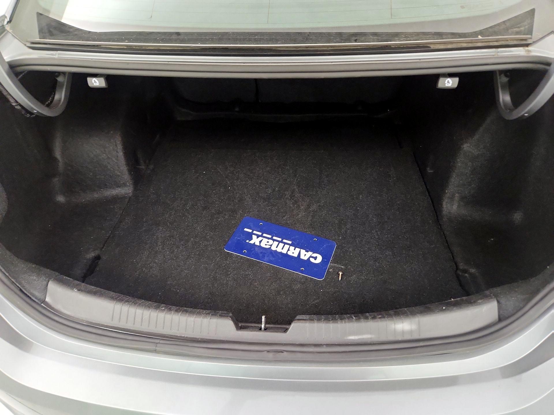 Thumbnail: 2023 Chevrolet Malibu - 20