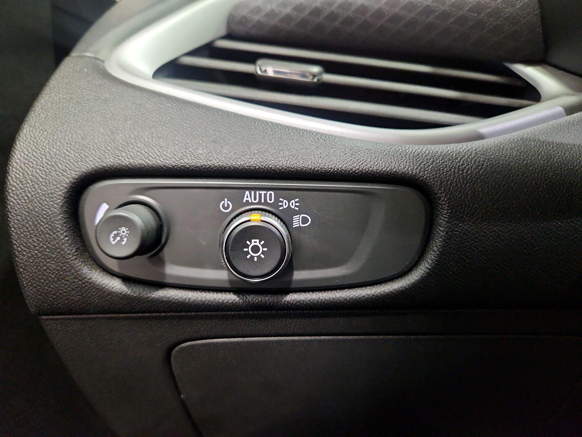 Thumbnail: 2024 Chevrolet Malibu - 13