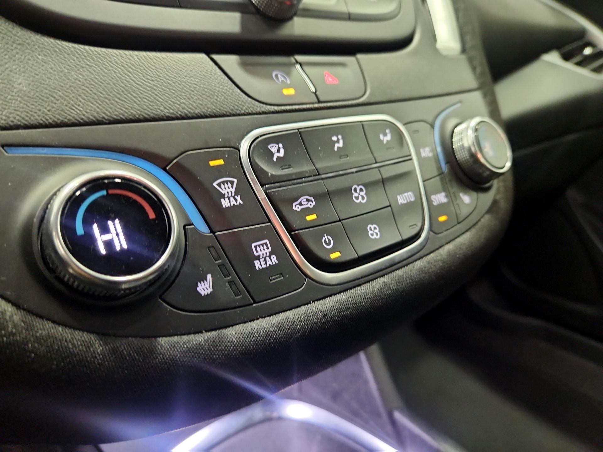 Thumbnail: 2024 Chevrolet Malibu - 16