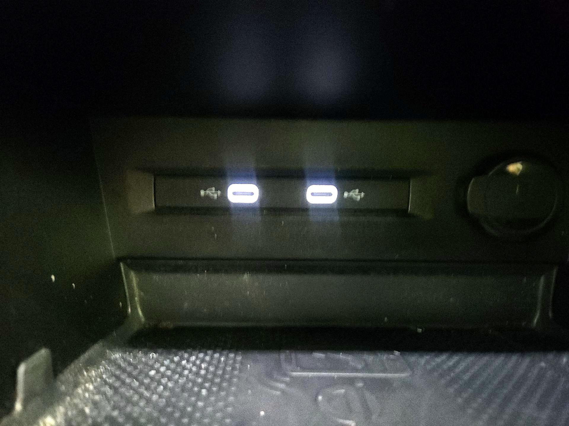 Thumbnail: 2022 Volkswagen Taos - 18