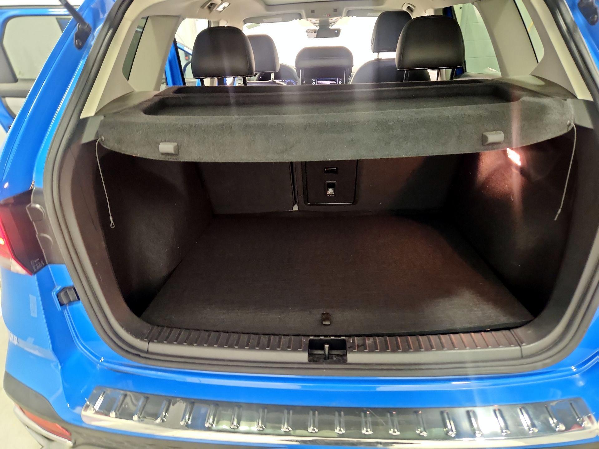 Thumbnail: 2022 Volkswagen Taos - 20