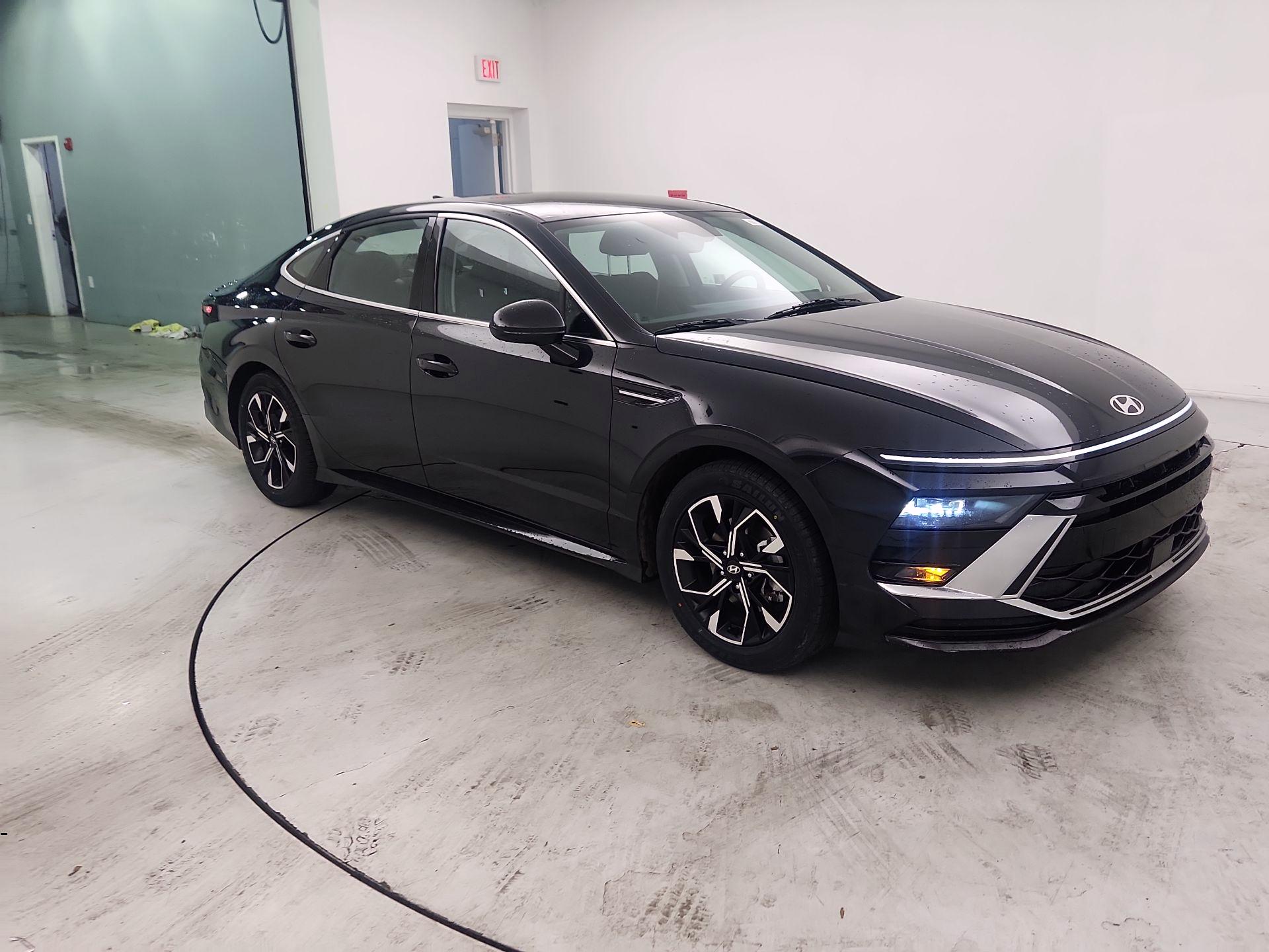 Thumbnail: 2024 Hyundai Sonata - 1