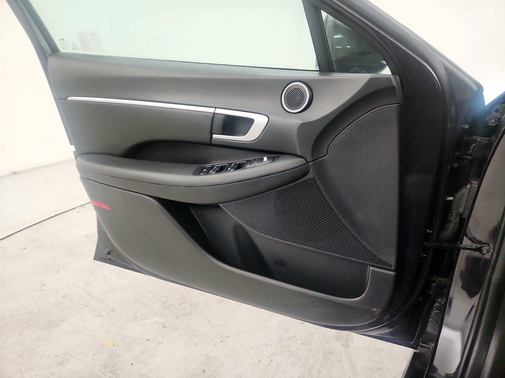 Thumbnail: 2024 Hyundai Sonata - 10