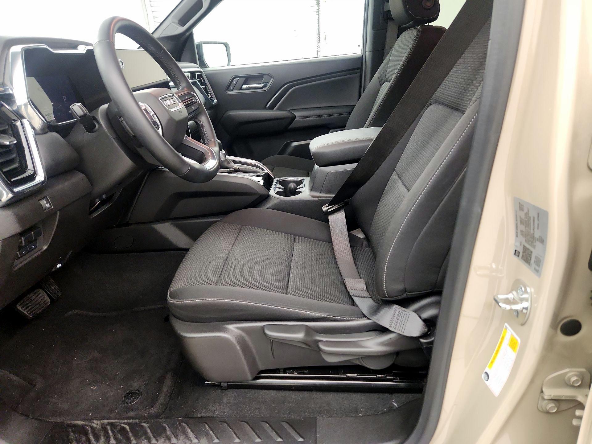 Thumbnail: 2024 GMC Canyon - 9