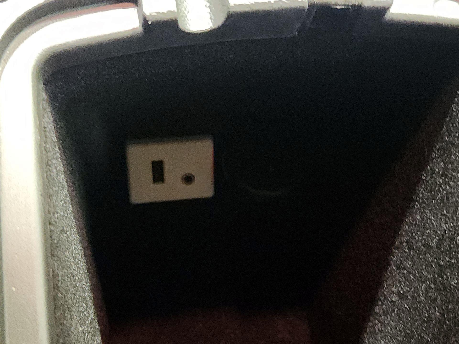 Thumbnail: 2015 Cadillac SRX - 19