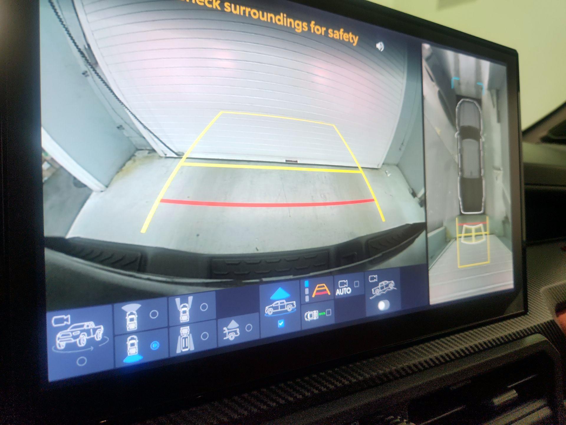 Thumbnail: 2025 Toyota Tacoma - 14