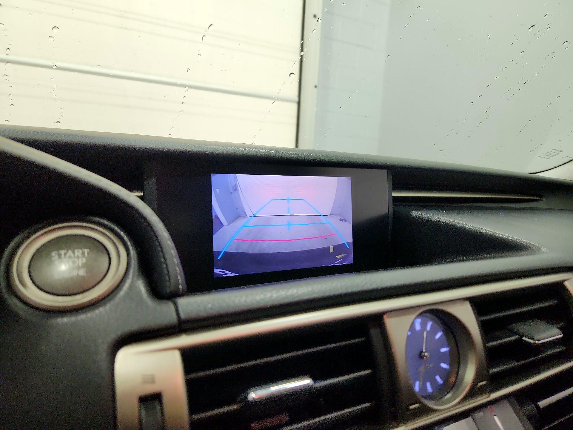 Thumbnail: 2014 Lexus IS - 14