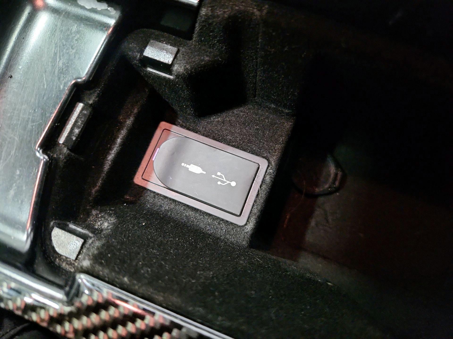 Thumbnail: 2014 Lexus IS - 18