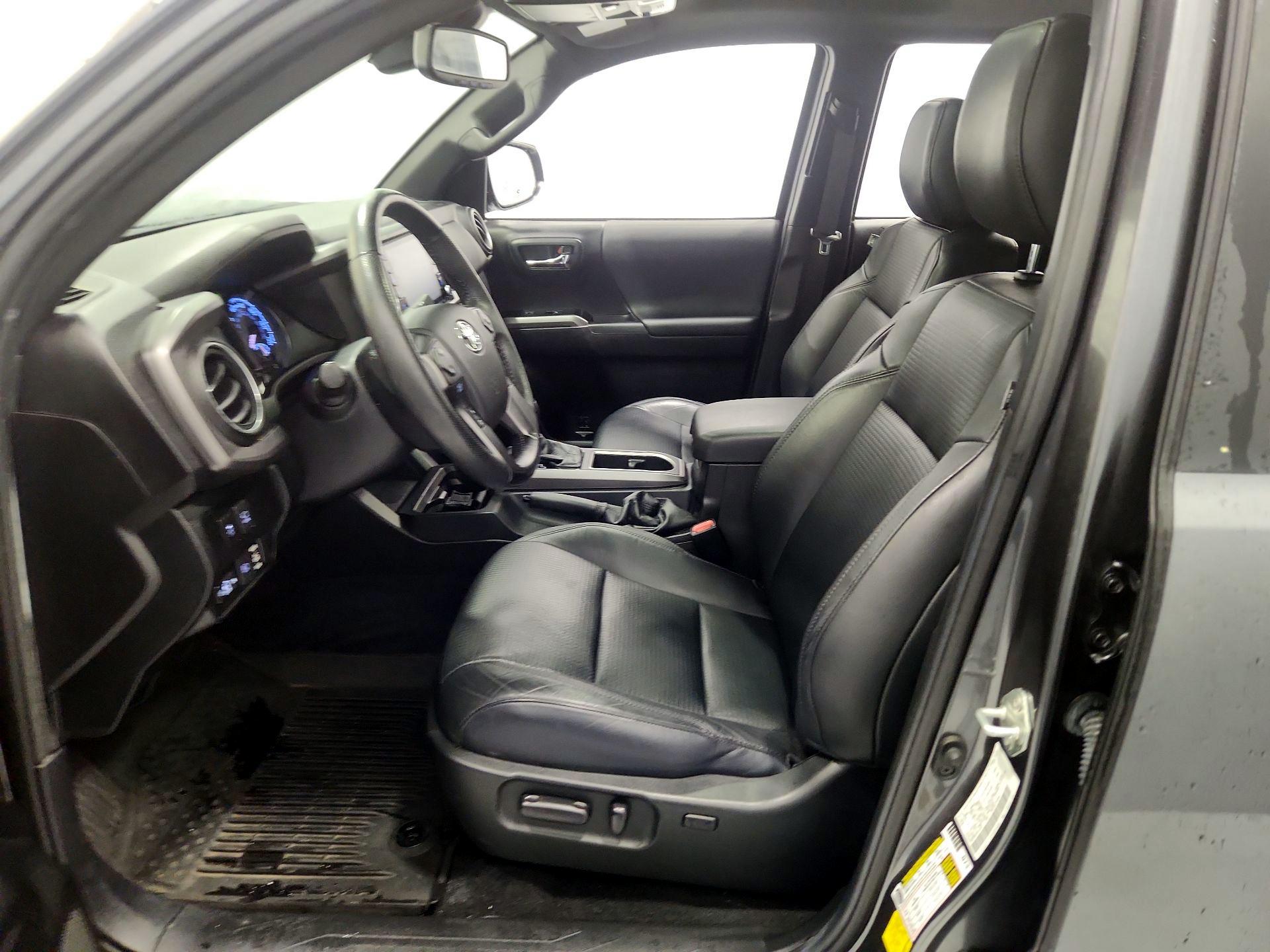 Thumbnail: 2021 Toyota Tacoma - 11