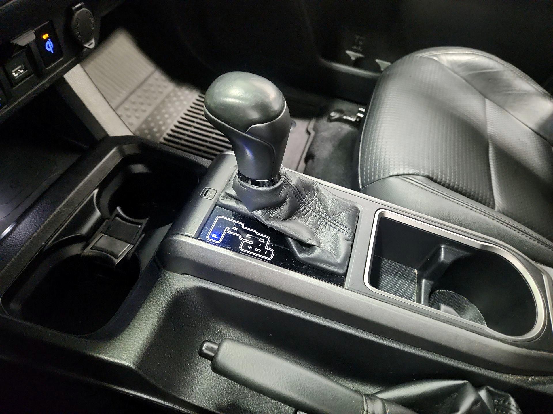 Thumbnail: 2021 Toyota Tacoma - 18