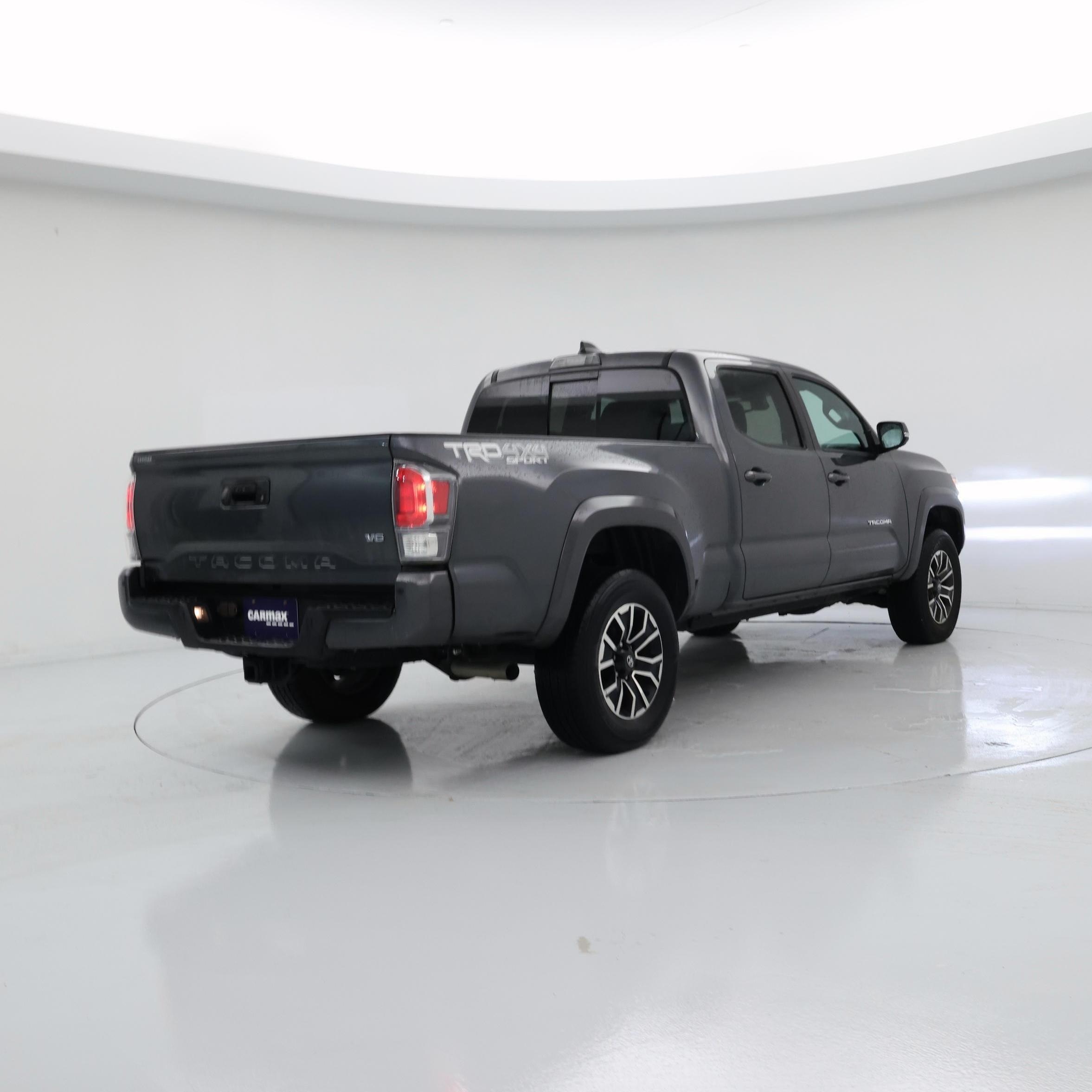 Thumbnail: 2021 Toyota Tacoma - 8