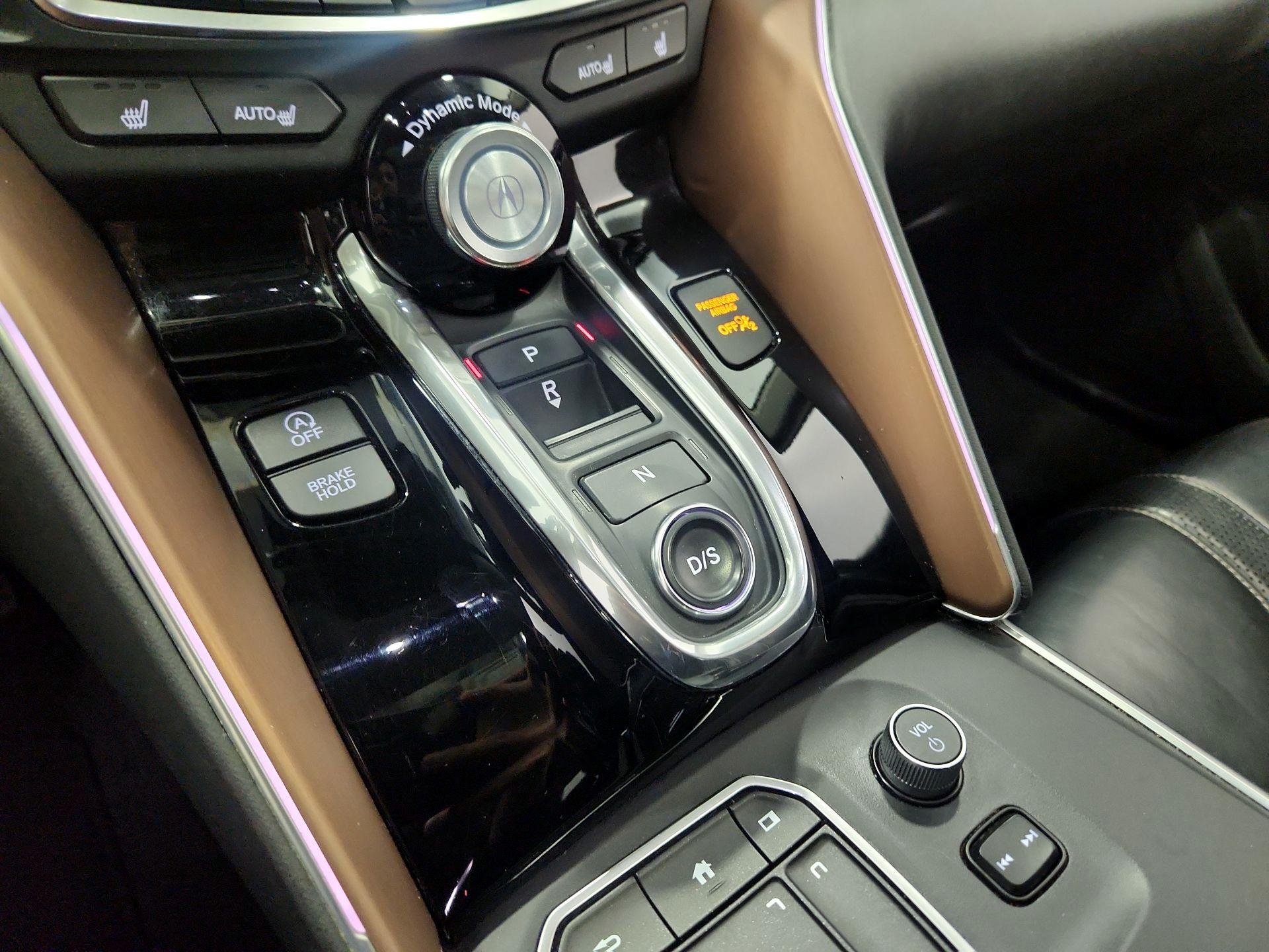 Thumbnail: 2021 Acura TLX - 18