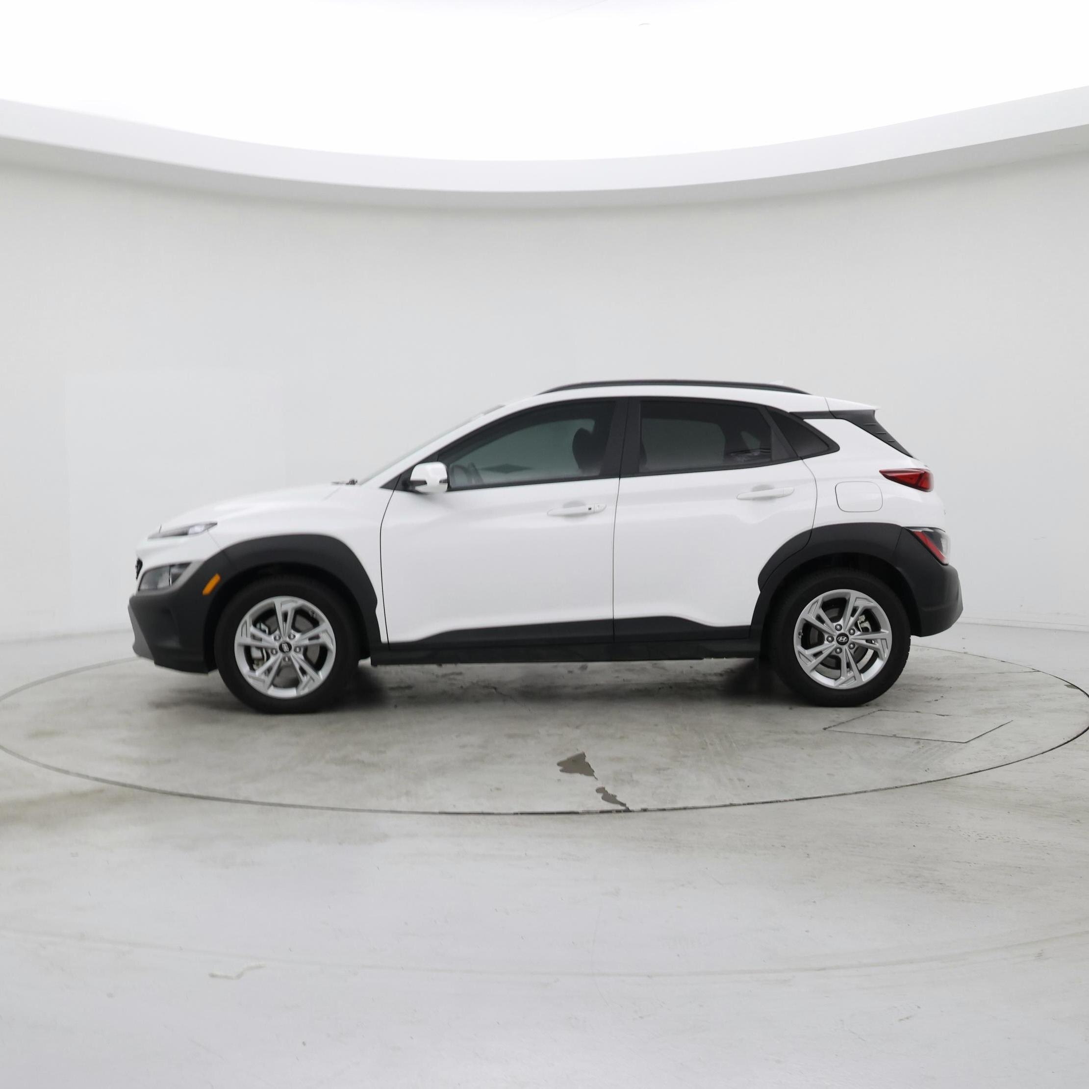 Thumbnail: 2023 Hyundai Kona - 3