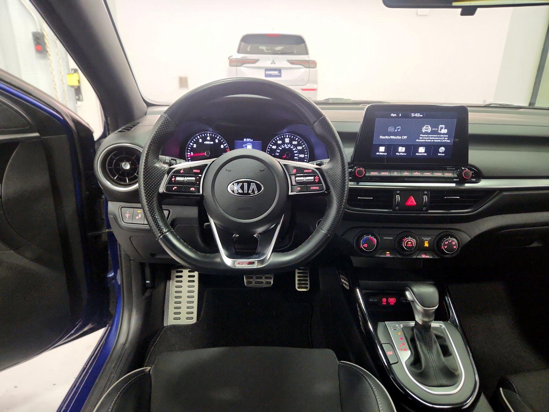 Thumbnail: 2021 Kia Forte - 10