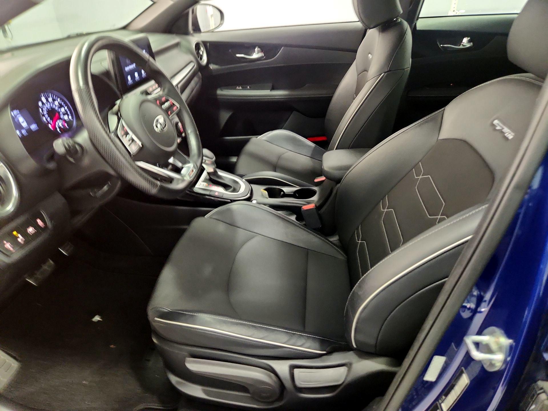 Thumbnail: 2021 Kia Forte - 11