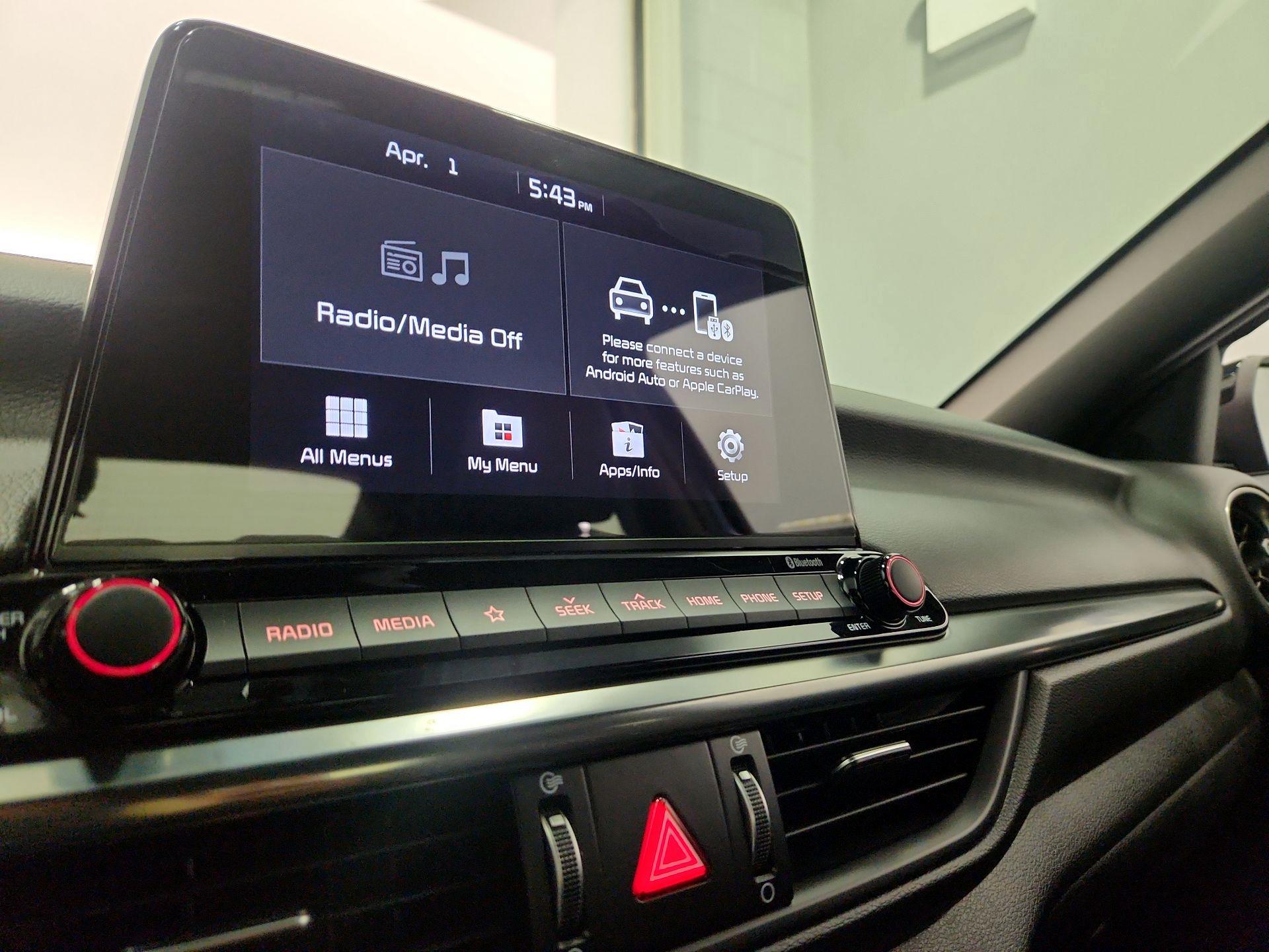 Thumbnail: 2021 Kia Forte - 15