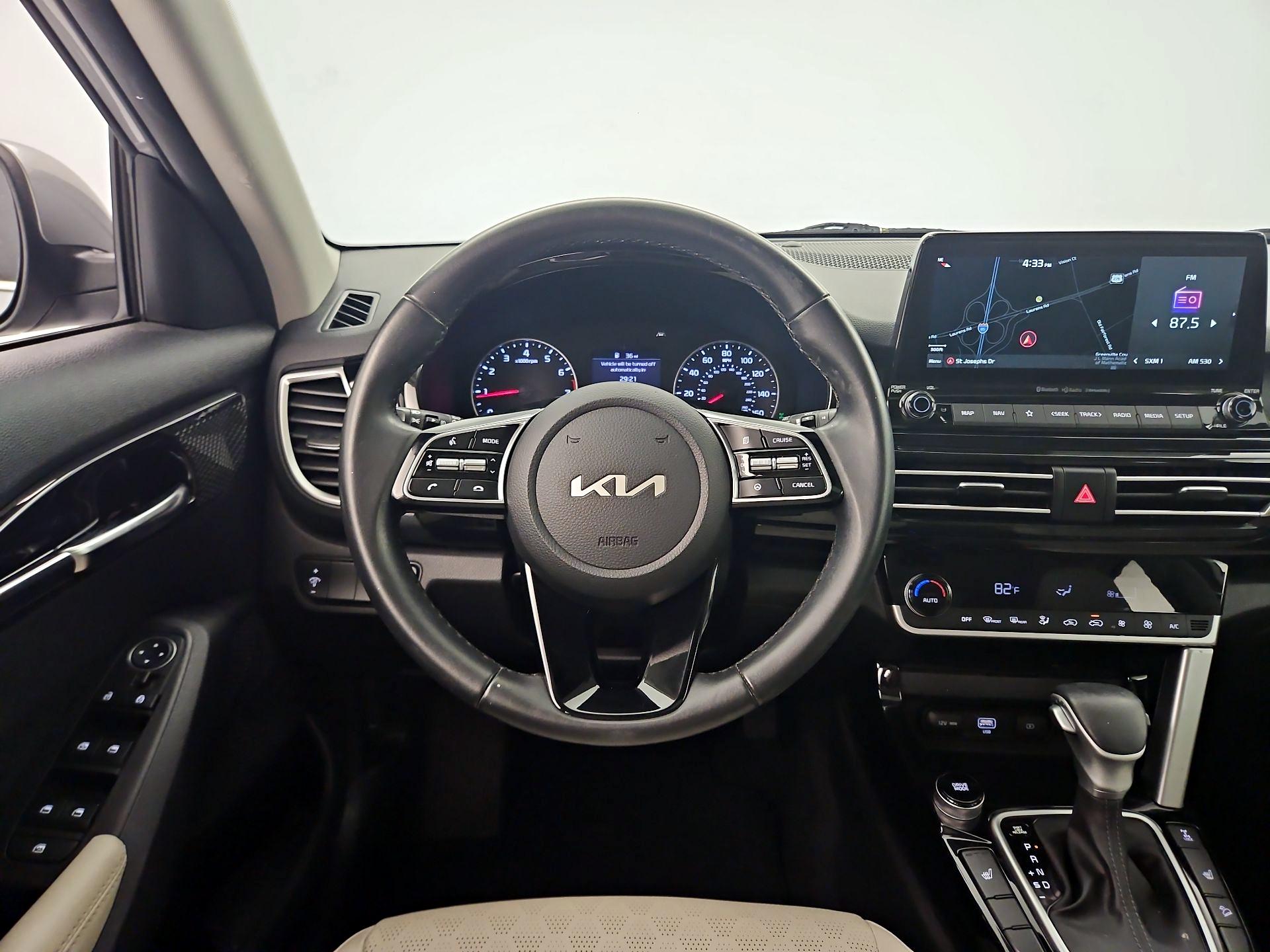 Thumbnail: 2022 Kia Seltos - 10