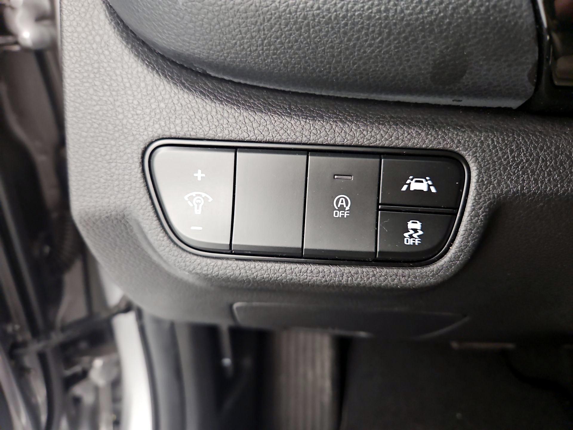 Thumbnail: 2022 Kia Seltos - 13